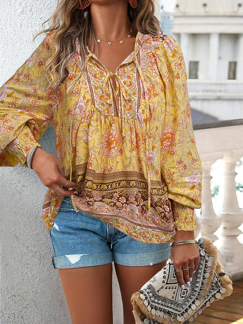 Sallie™ | Flödande Boho-top med Blommönster