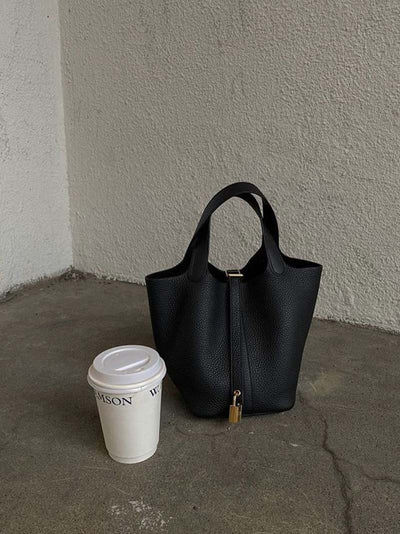 Pia™ | Handväska